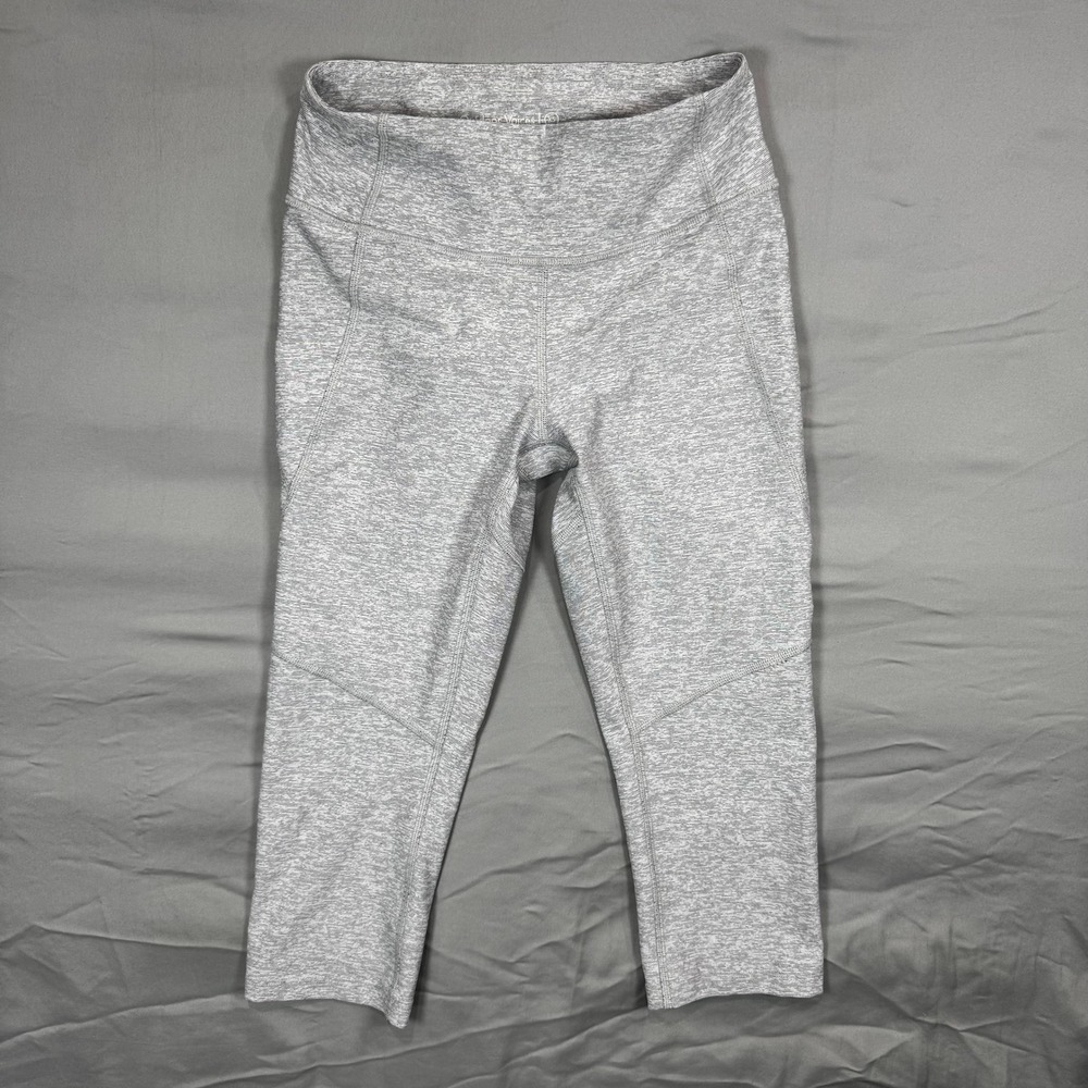 Outdoor‎ Voices Light Grey Athletic Leggings Cropped Capri XS Athleisure Comfort
